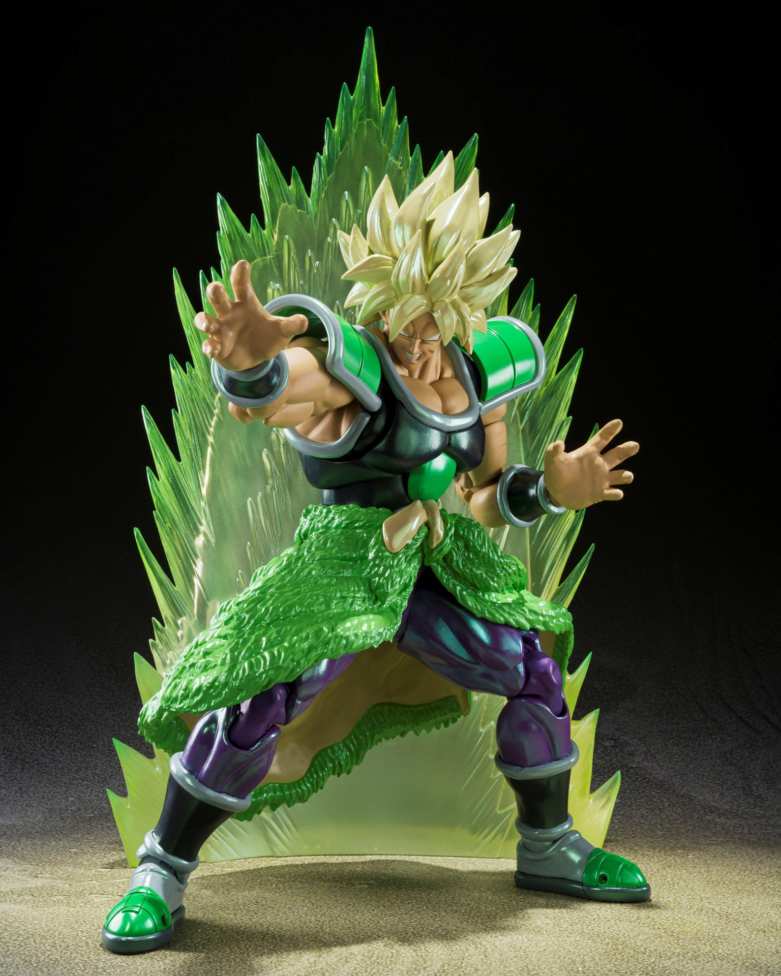 North America Info] Exclusive Broly Figure from TAMASHII NATIONS